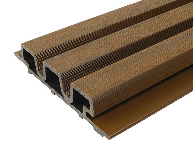 33 x 170 x 2900 mm WPC WEO35 geveldeel Teak (wb=140mm) Brandklasse E