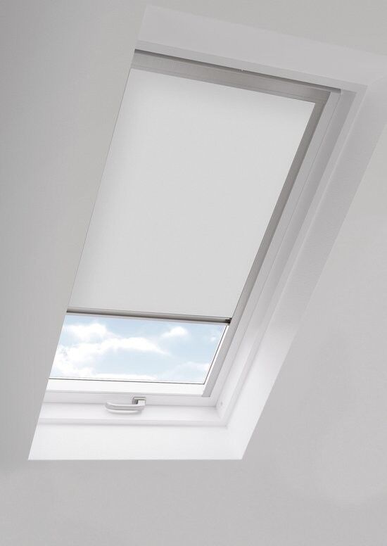art006595-velux-verduisterend-rolgordijn-dkl-sk06-1085swlg-wit-design-1.jpg